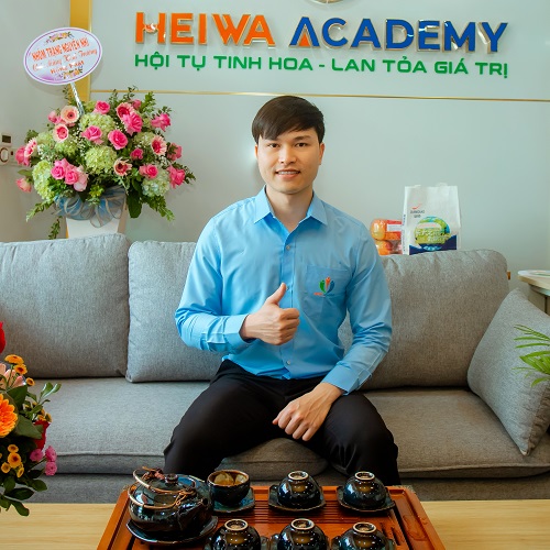 Thầy Lê Văn Hòa