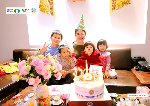 Chị Phùng Thị Hòa